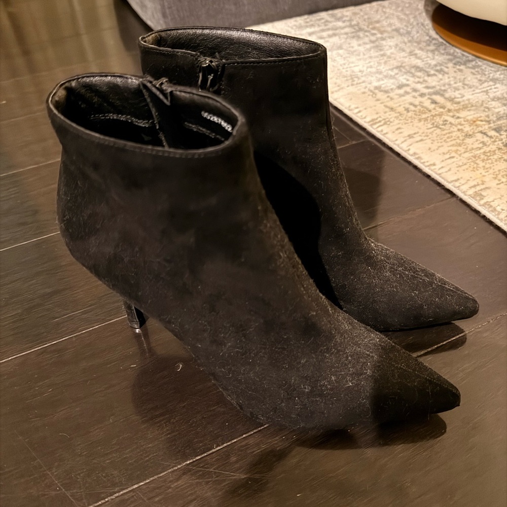 Elegant Black Ankle Boots